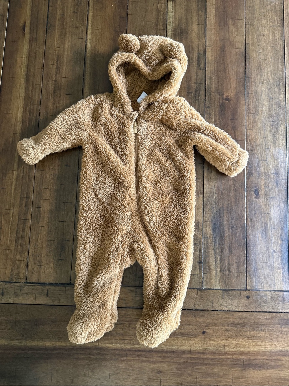Old Navy Teddy Fleece Hooded bunting in Camel